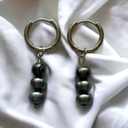 Süsswasserperlen Ohrringe hängend